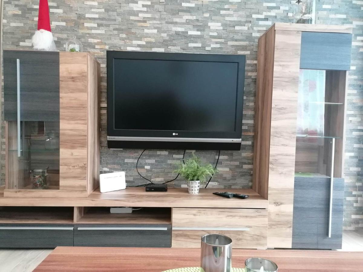 오베르트라운 Apartma Angi 아파트 외부 사진